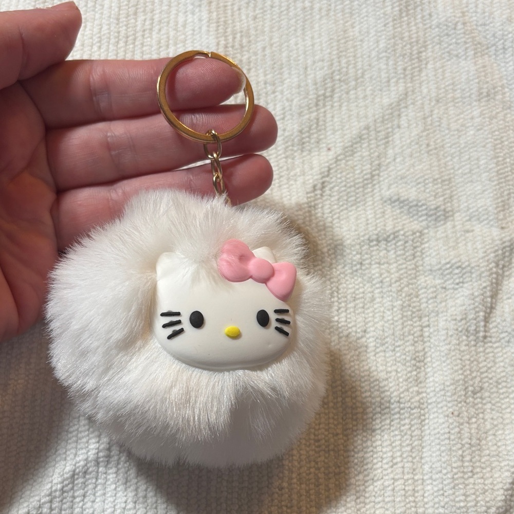 Hello Kitty White Pom Pom Keychain